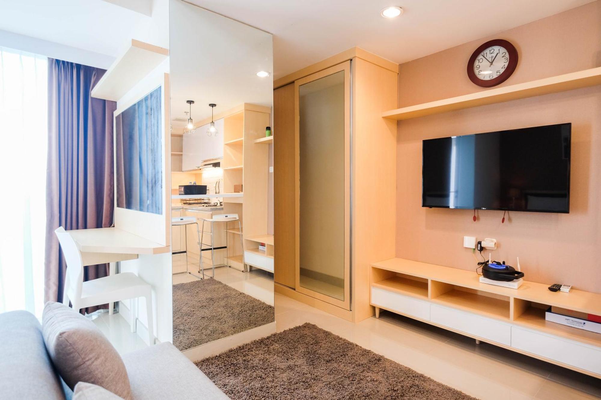 Spacious At Grand Kamala Lagoon By Travelio * Bekasi