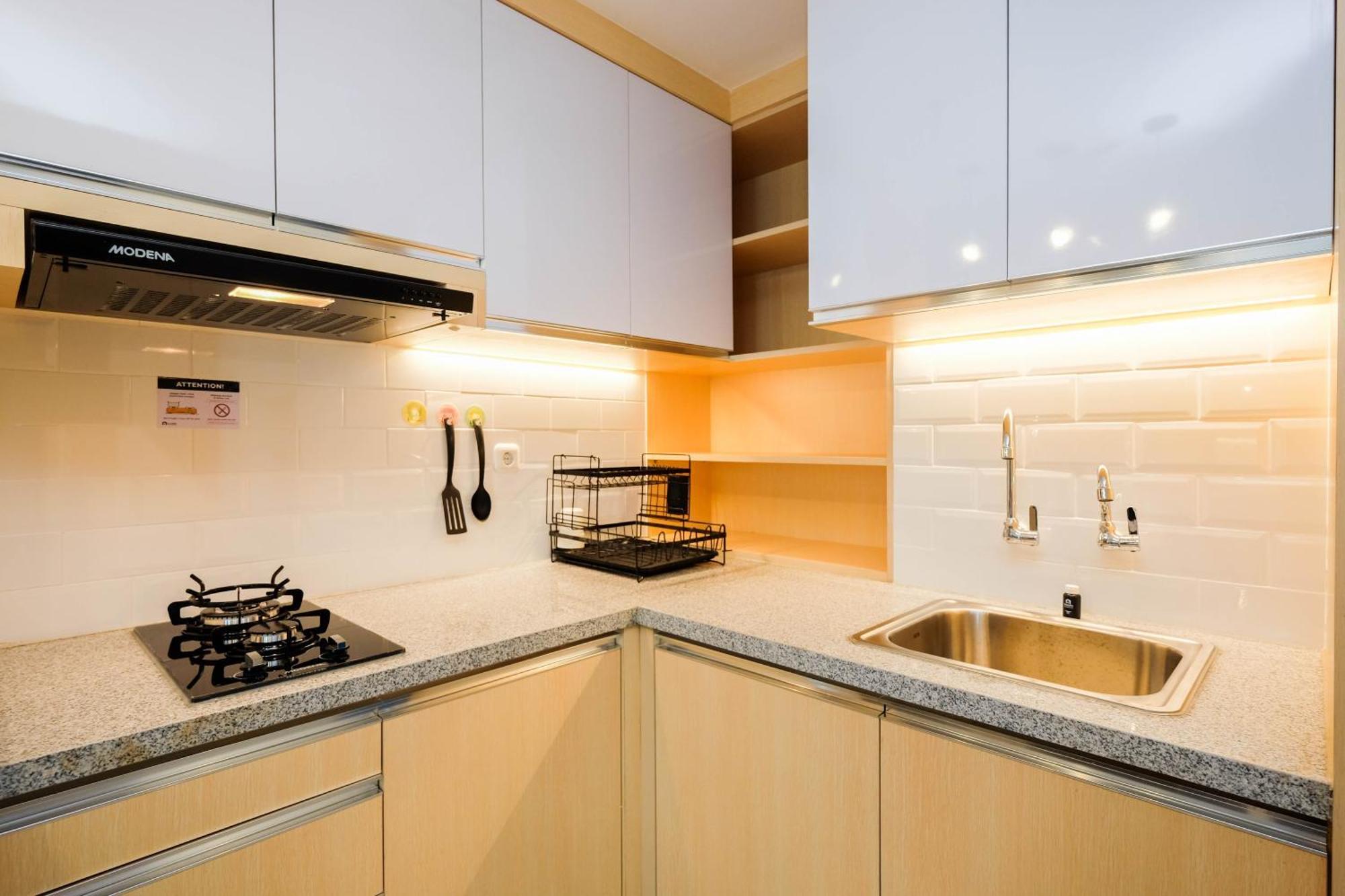 Apartemen Spacious At Grand Kamala Lagoon By Travelio *