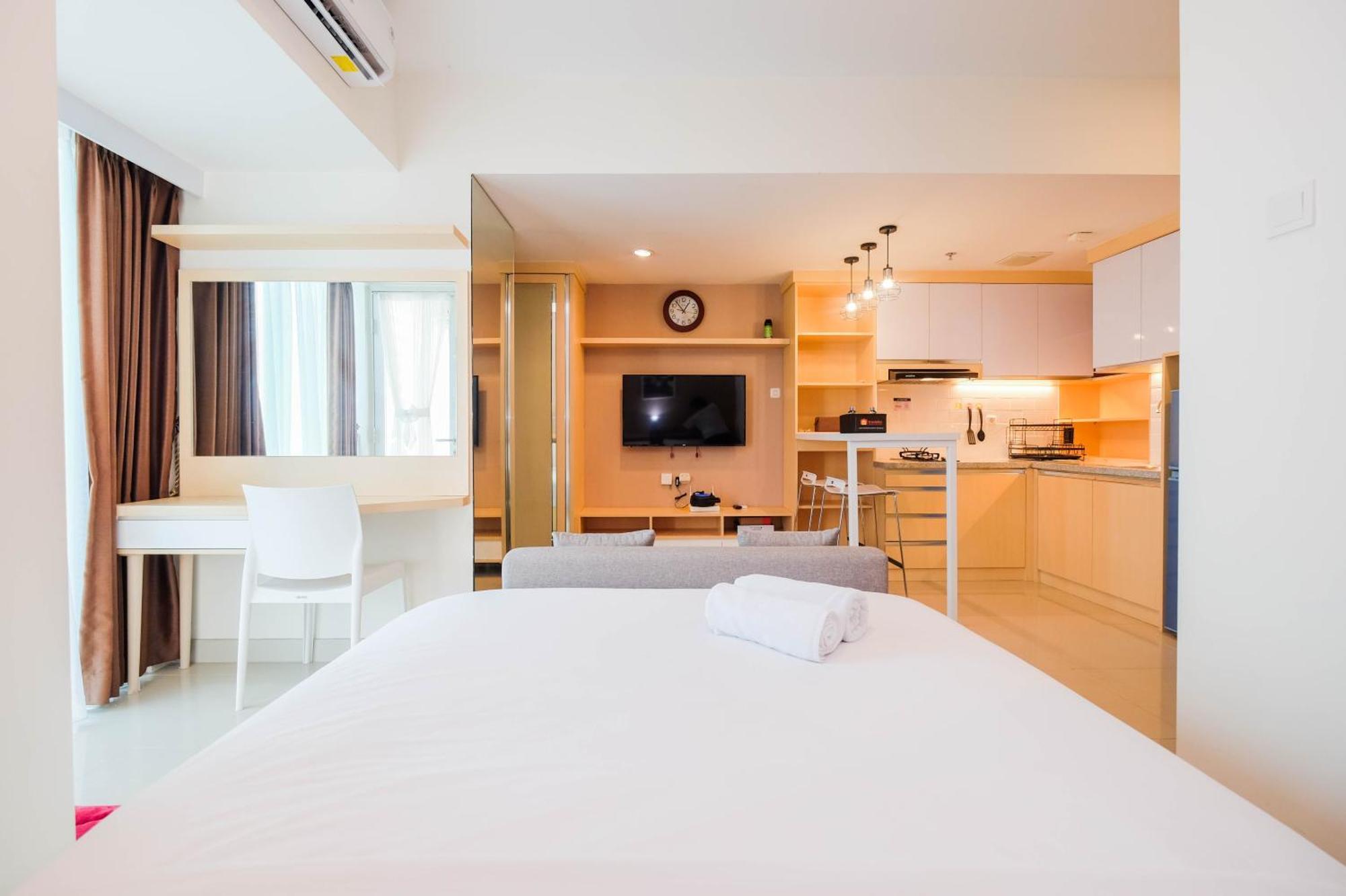Apartemen Spacious At Grand Kamala Lagoon By Travelio Bekasi